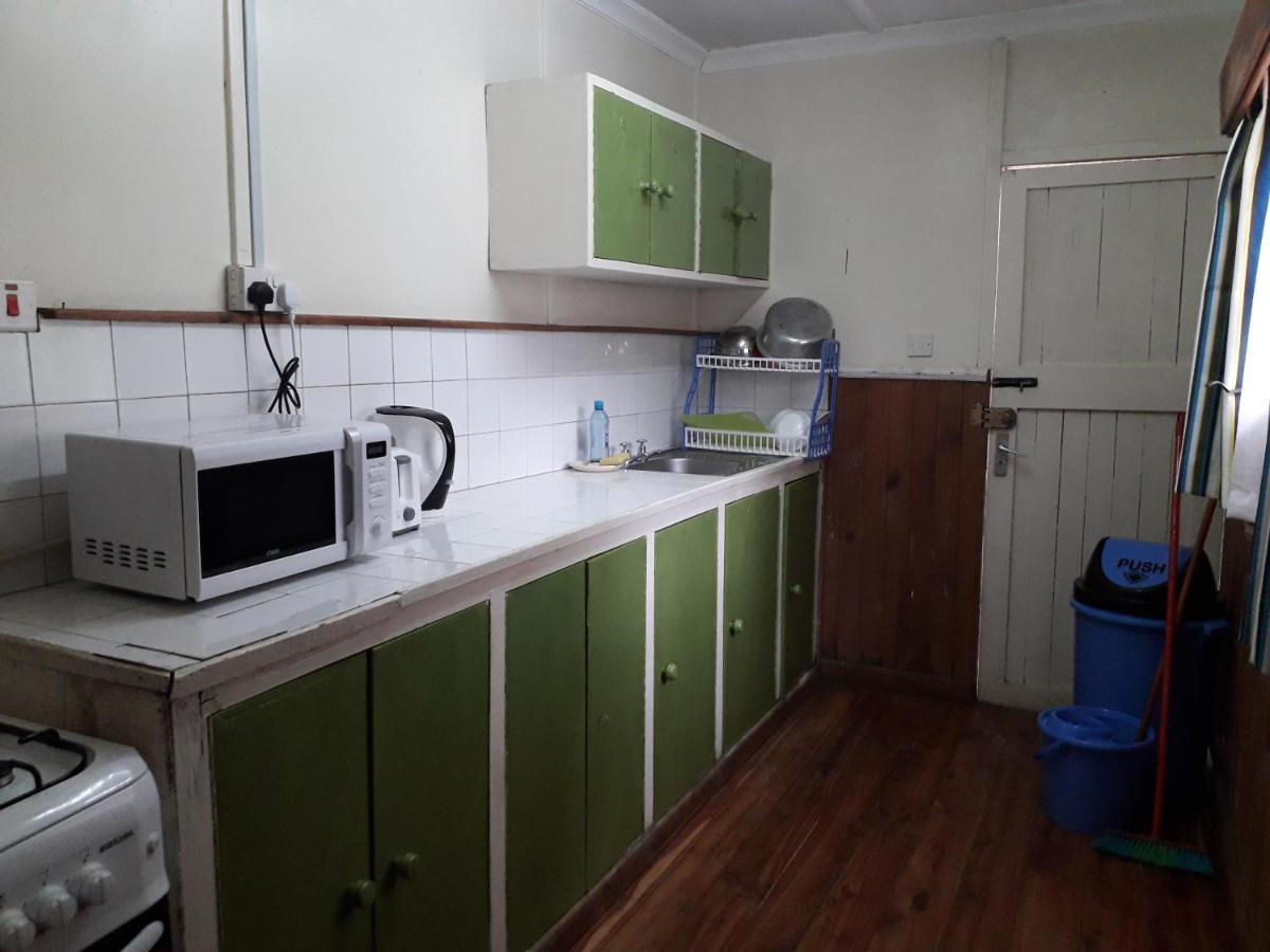 纳罗莫鲁河山林小屋 Naro Moru 外观 照片